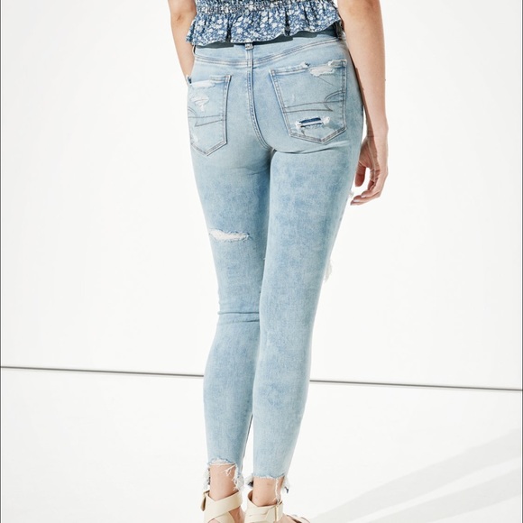 High Waisted Ripped Jeans - Picture 2 of 6